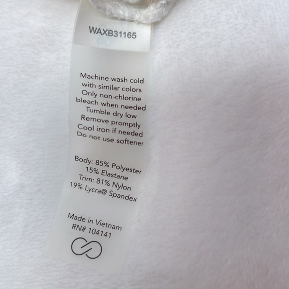 calia by carrie underwood white pullover athletic long sleeve top womens XL. EUC - Picture 7 of 7